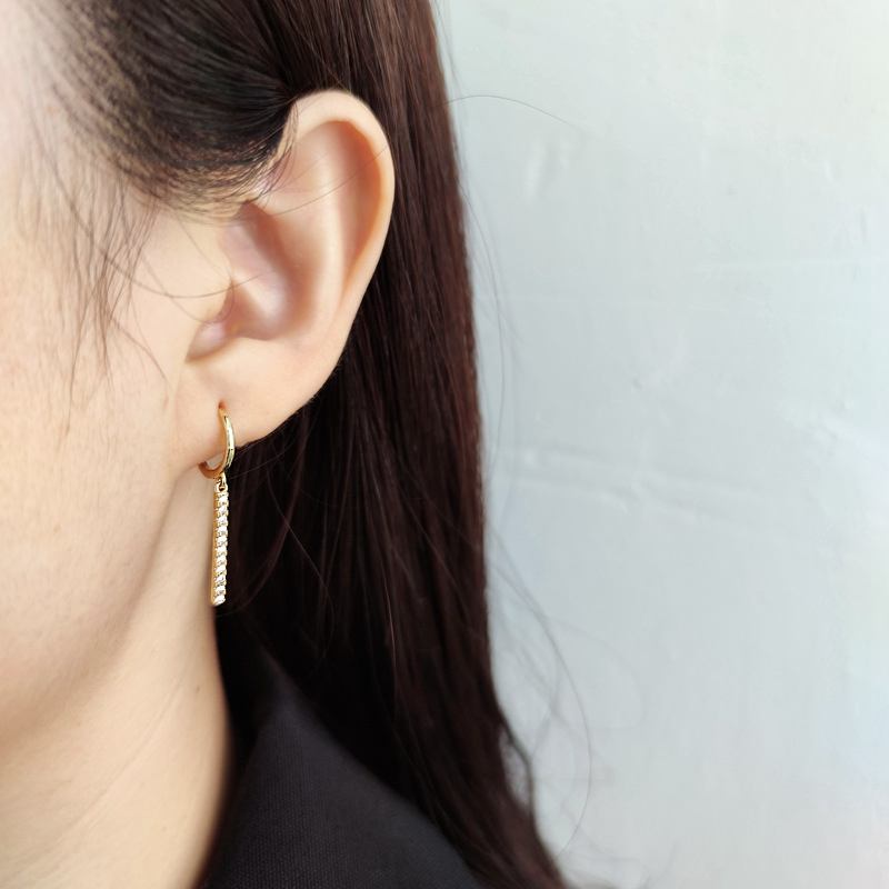 Επιχρυσωμένο Ασήμι 925 Cz Pave Bar Drop Earrings Κρίκος