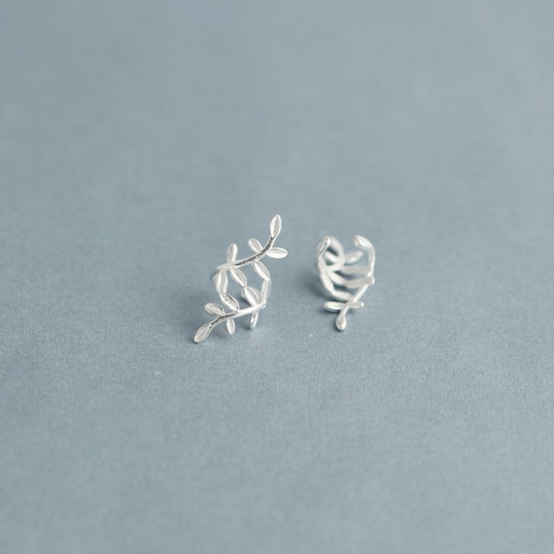 Fashion 925 Sterling Wrap Leaf Cartilage Earrings No Piercing Ear Climber For Women