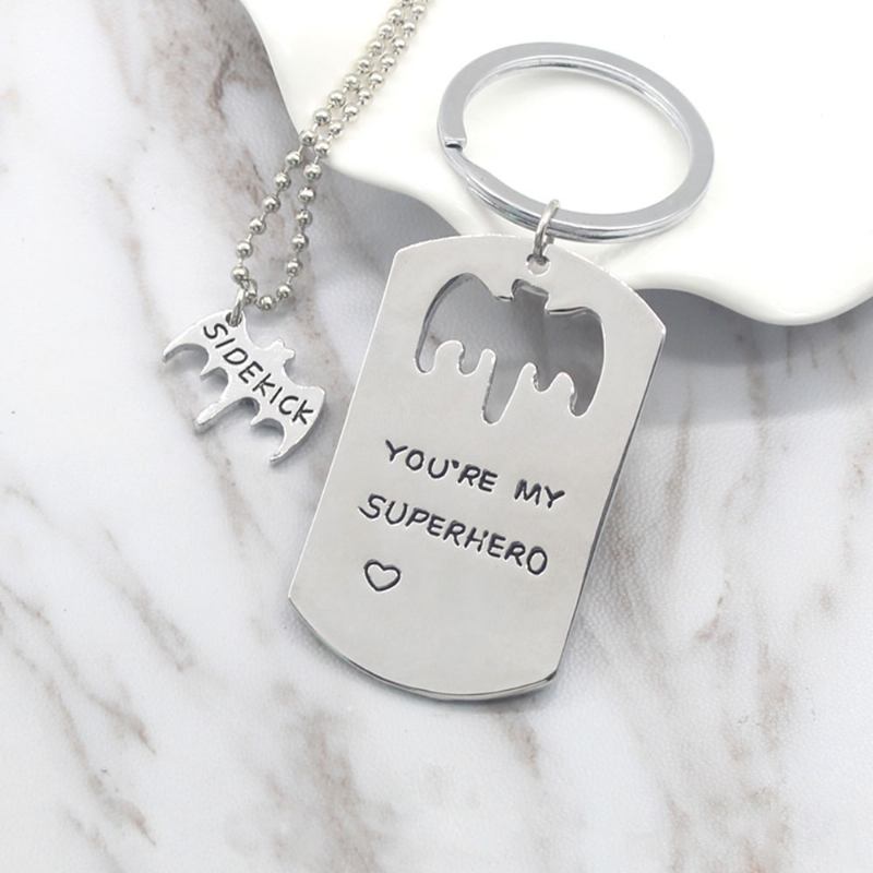 Δημιουργικό Κοστούμι Κολιέ Με Μπρελόκ Με You're My Superhero Letters Κομψό Σετ Αξεσουάρ Κρεμαστό Κόσμημα Από Συμπαγές Κράμα Δώρο Για Πατέρα