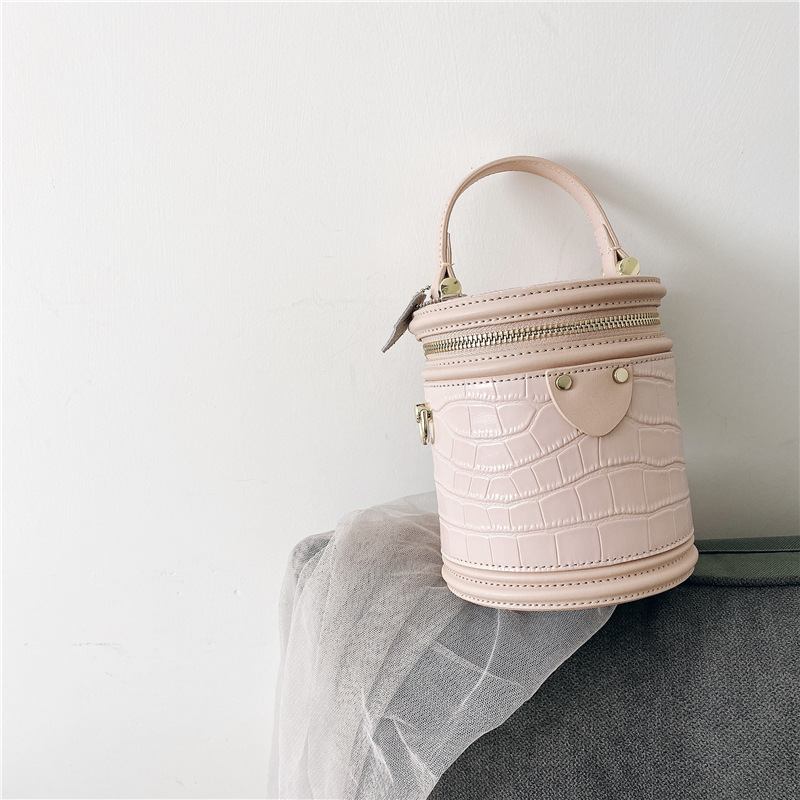 2023 Round Small Box Δερμάτινη Γυναικεία Τσάντα Box Fashion Portable Female Tide Bucket Bag